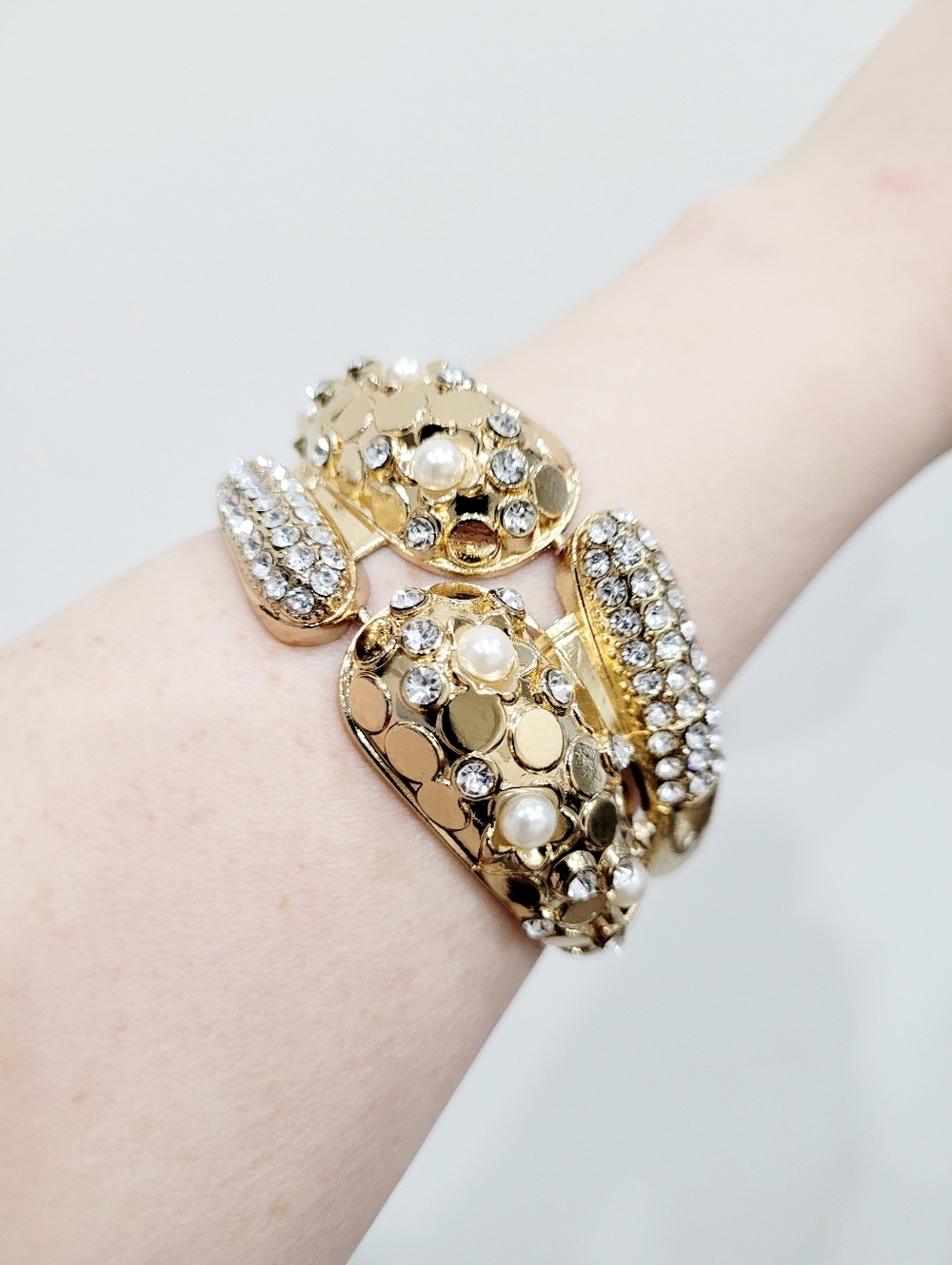 Brand New Gold Tone Boho Style Pearl Rhinestone Stainless Bangle Bracelet